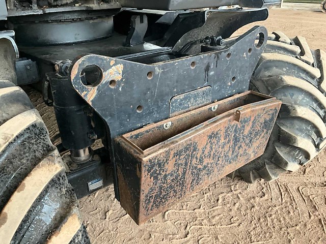 2017 hitachi zx140w-6 banden graafmachine - afbeelding 9 van  32