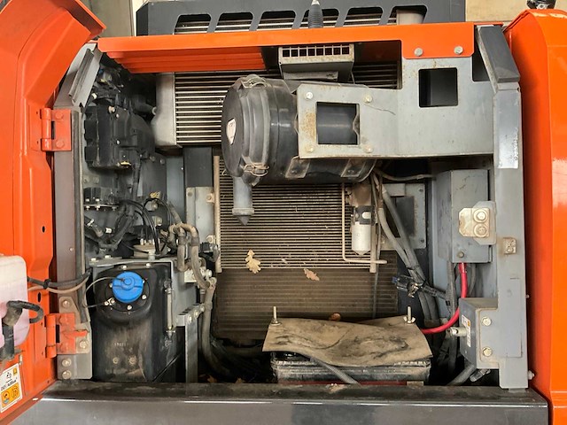 2017 hitachi zx140w-6 banden graafmachine - afbeelding 18 van  32