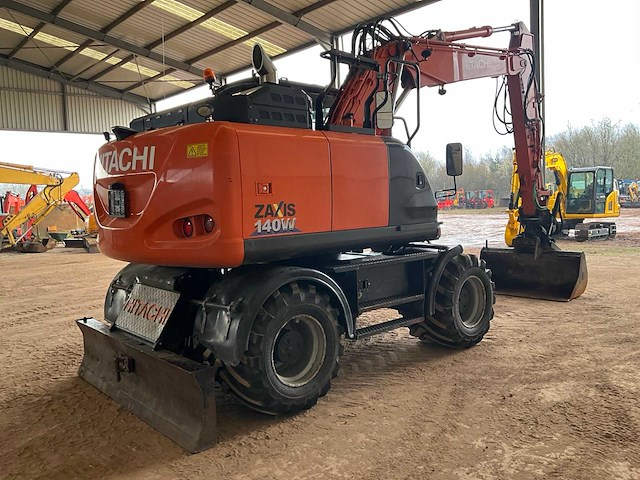 2017 hitachi zx140w-6 banden graafmachine - afbeelding 28 van  32