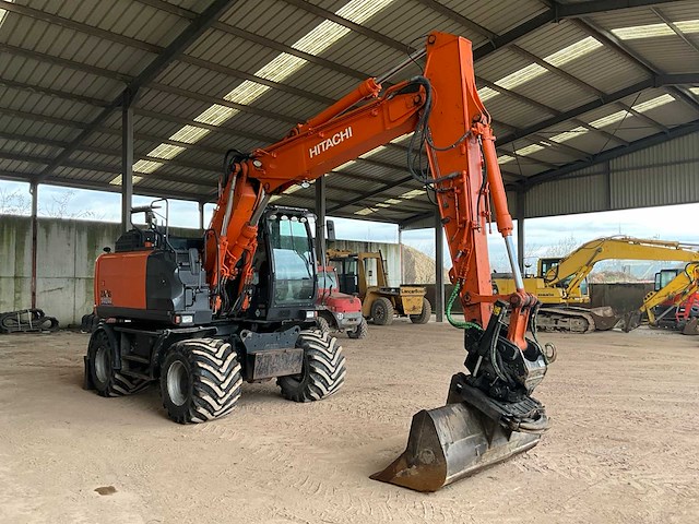 2017 hitachi zx140w-6 banden graafmachine - afbeelding 30 van  32