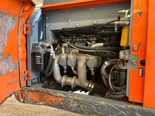 2017 hitachi zx210lc-6 rupsgraafmachine - afbeelding 37 van  40
