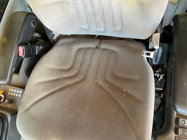 2017 hitachi zx210lc-6 rupsgraafmachine - afbeelding 17 van  23