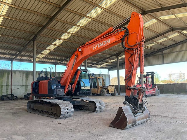 2017 hitachi zx210lc-6 rupsgraafmachine - afbeelding 21 van  23