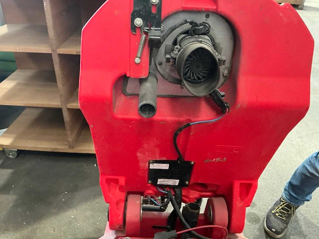 2017 ip cleaning ct70 bt70 zelfrijdende veegmachine - afbeelding 3 van  13