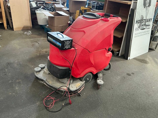 2017 ip cleaning ct70 bt70 zelfrijdende veegmachine - afbeelding 6 van  13