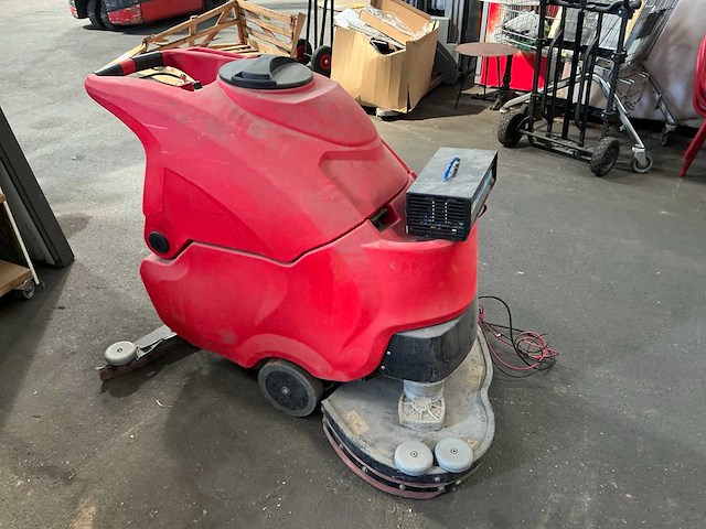 2017 ip cleaning ct70 bt70 zelfrijdende veegmachine - afbeelding 8 van  13