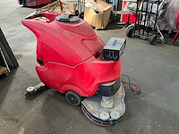 2017 ip cleaning ct70 bt70 zelfrijdende veegmachine - afbeelding 8 van  13