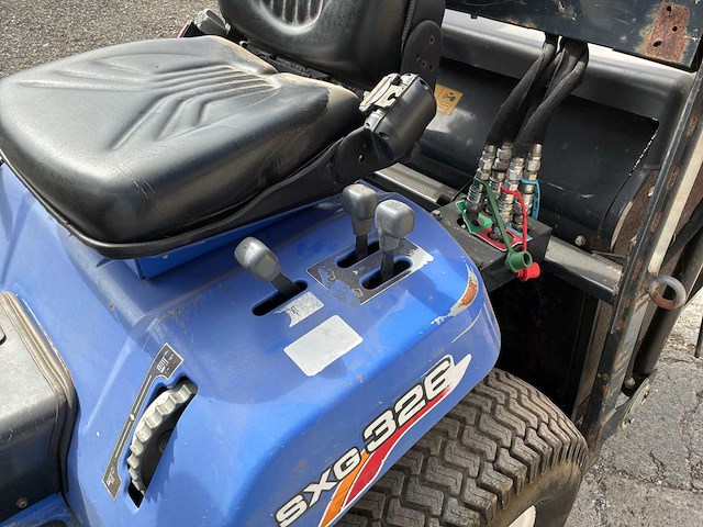 2017 iseki sxg326h tractor-type grasmaaier - afbeelding 14 van  34
