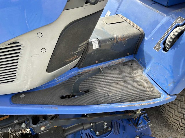 2017 iseki sxg326h tractor-type grasmaaier - afbeelding 11 van  24