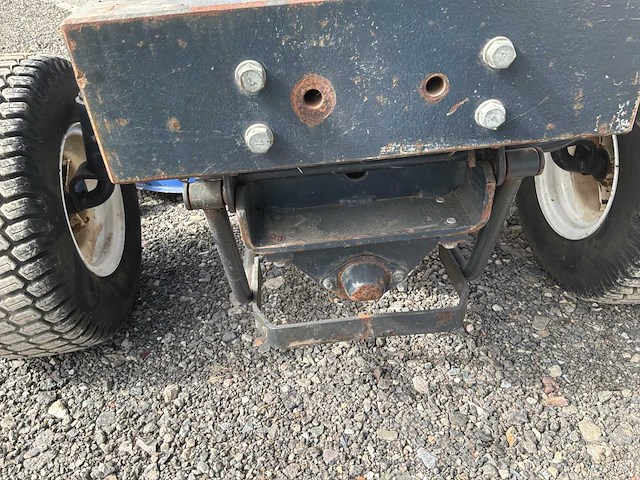 2017 iseki sxg326h tractor-type grasmaaier - afbeelding 13 van  24