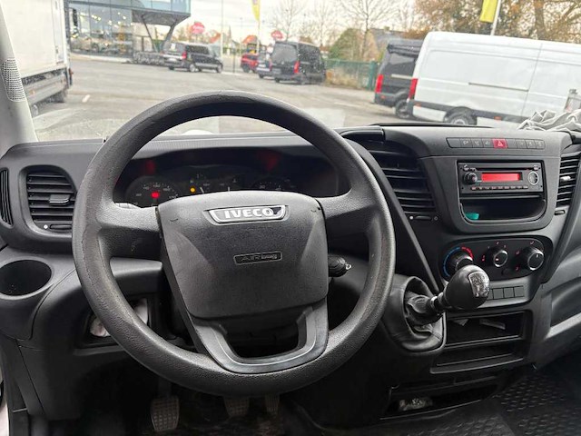 2017 iveco 35-140 vrachtwagen - afbeelding 10 van  18