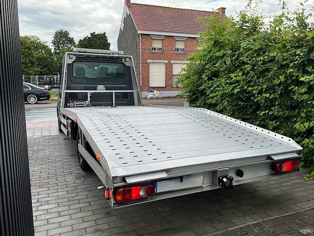 2017 iveco 35-180 lichte vracht - afbeelding 5 van  14