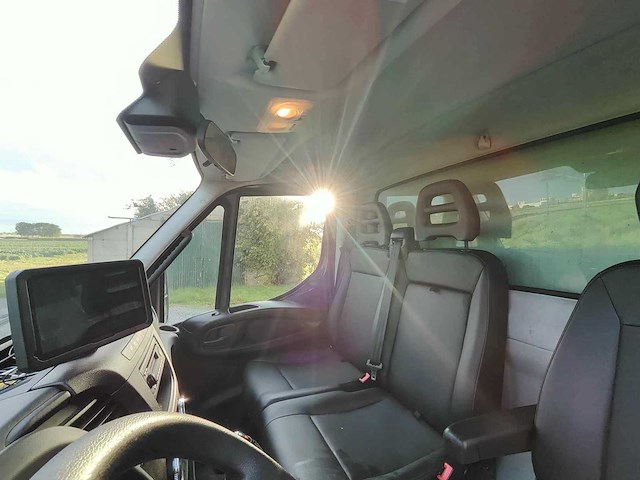 2017 iveco daily 35c18 bedrijfswagen - afbeelding 4 van  25