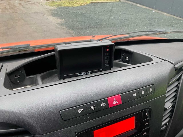 2017 iveco daily 35s14 bedrijfswagen - afbeelding 14 van  27