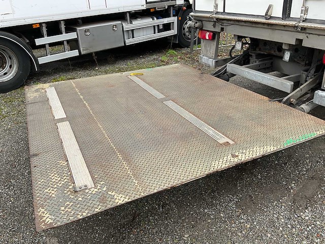 2017 iveco ig190el2ca vrachtwagen - afbeelding 17 van  31