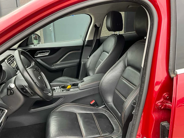 2017 jaguar f-pace 20d awd - afbeelding 9 van  49
