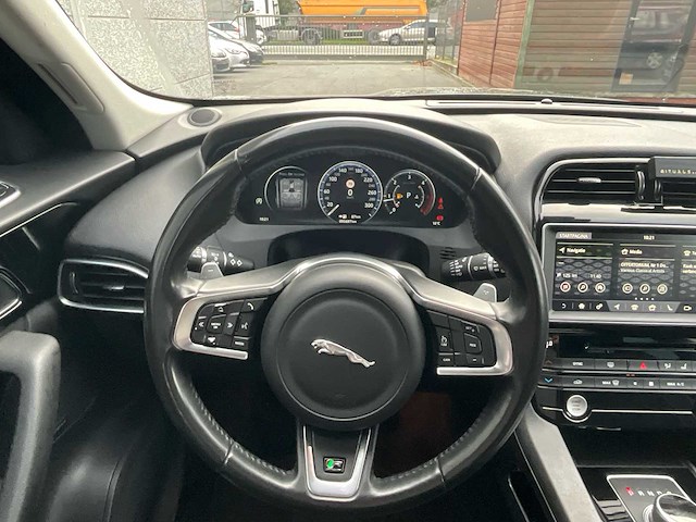 2017 jaguar f-pace r sport personenauto - afbeelding 7 van  40