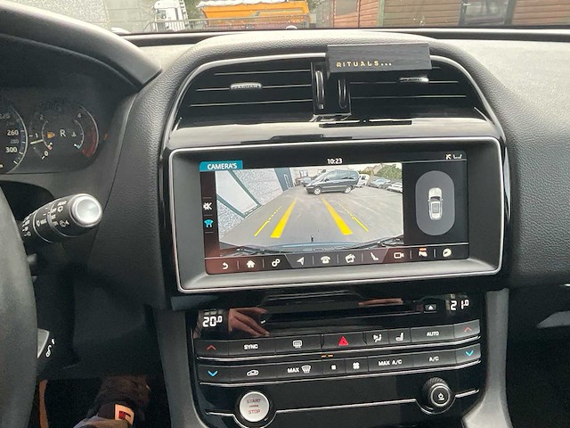 2017 jaguar f-pace r sport personenauto - afbeelding 20 van  40