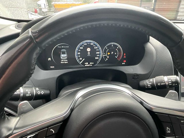 2017 jaguar f-pace r sport personenauto - afbeelding 24 van  40