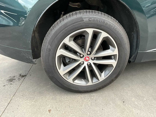 2017 jaguar f-pace r sport personenauto - afbeelding 31 van  40