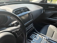 2017 jaguar xe auto - afbeelding 14 van  62