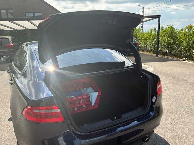 2017 jaguar xe auto - afbeelding 28 van  62