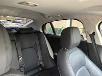 2017 jaguar xe auto - afbeelding 39 van  62