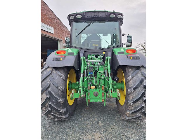 2017 john deere 6155r vierwielaangedreven landbouwtractor - afbeelding 13 van  20