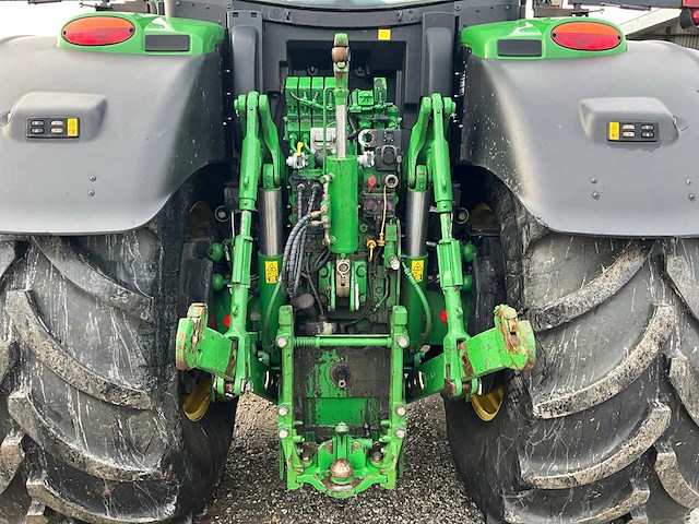 2017 john deere 6r230 vierwielaangedreven landbouwtractor - afbeelding 4 van  25