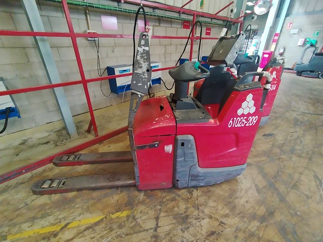 2017 jungheinrich ere 225 elektrische transpallet (61025-238) - afbeelding 1 van  4