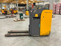 2017 jungheinrich esd 120 stapelaar - afbeelding 14 van  18