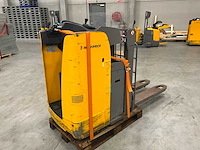 2017 jungheinrich esd 120 stapelaar - afbeelding 14 van  16