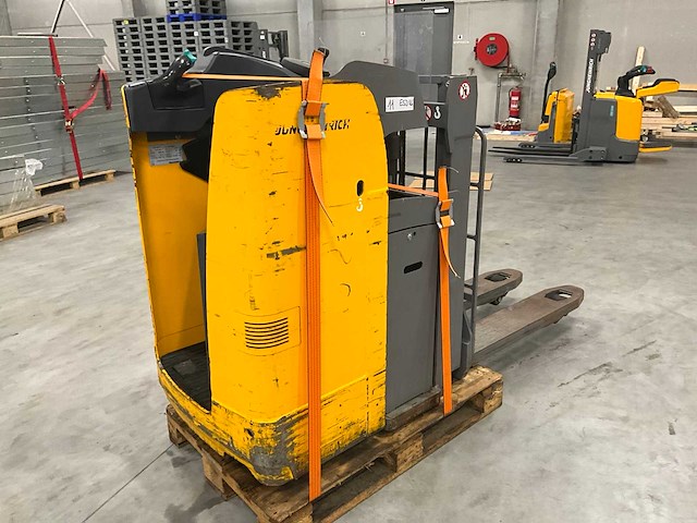 2017 jungheinrich esd 120 stapelaar - afbeelding 13 van  15