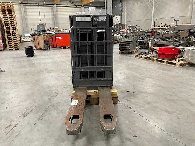 2017 jungheinrich esd 120 stapelaar - afbeelding 8 van  15