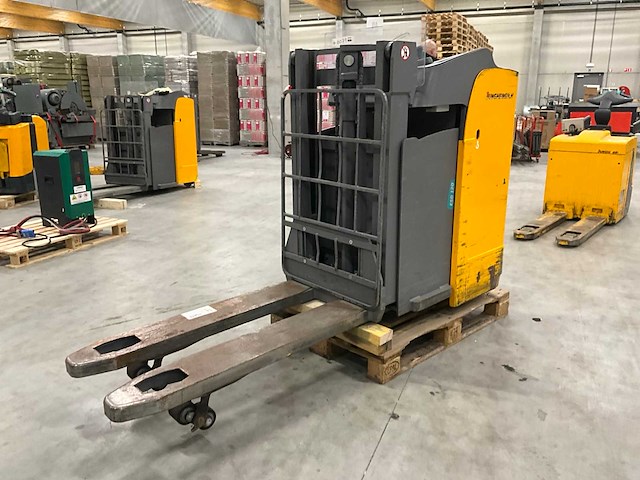 2017 jungheinrich esd 120 stapelaar - afbeelding 9 van  15