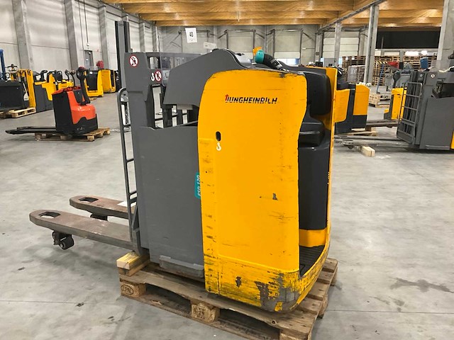 2017 jungheinrich esd 120 stapelaar - afbeelding 11 van  15