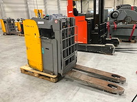 2017 jungheinrich esd120 stapelaar