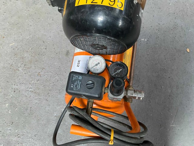 2017 kaeser classic 210/25w luchtcompressor - afbeelding 5 van  7