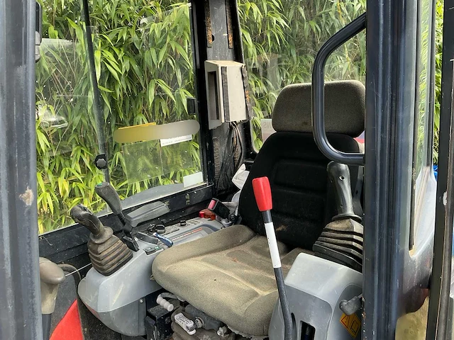 2017 kubota kx101-3 a 4 minigraafmachine - afbeelding 2 van  19