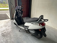 2017 kymco dink 125 motorfiets - afbeelding 7 van  13