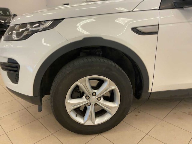 2017 land rover discovery sport 2.0 4x4 personenauto - afbeelding 9 van  23