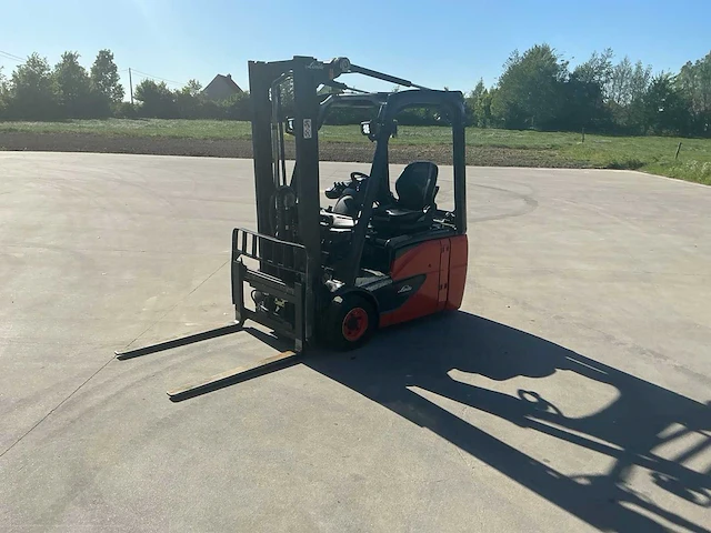 2017 linde e16c-02 vorkheftruck - afbeelding 12 van  99
