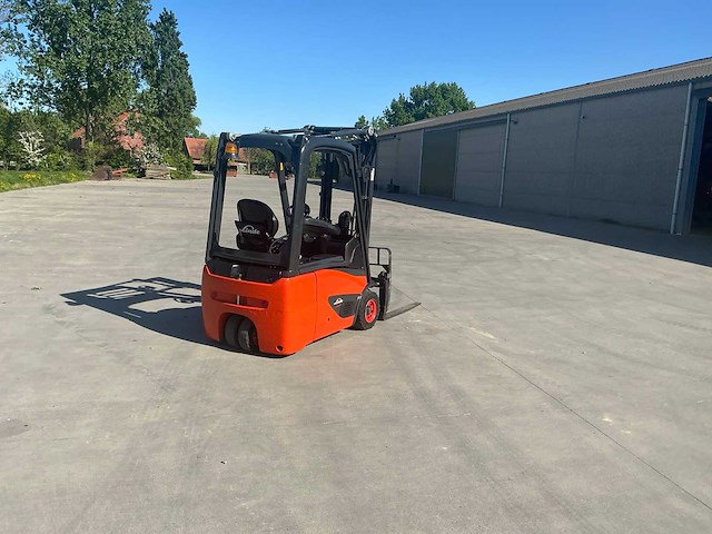 2017 linde e16c-02 vorkheftruck - afbeelding 19 van  81