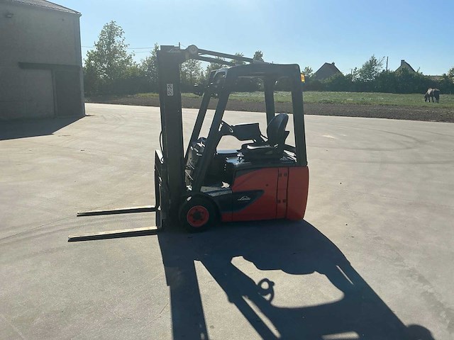 2017 linde e16c-02 vorkheftruck - afbeelding 29 van  81