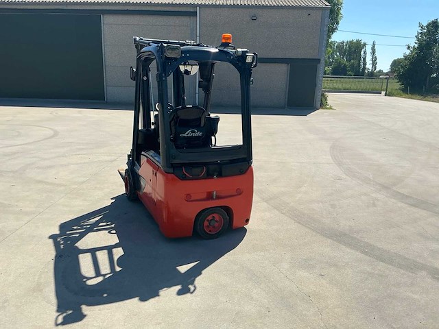 2017 linde e18-02 vorkheftruck - afbeelding 38 van  77