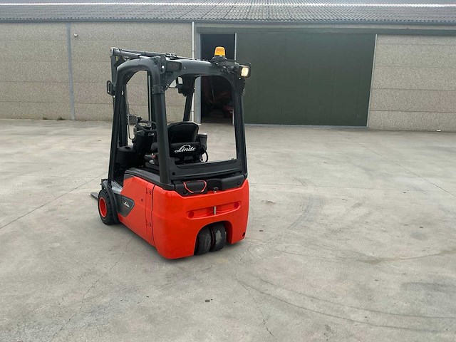 2017 linde e18-02 vorkheftruck - afbeelding 37 van  76