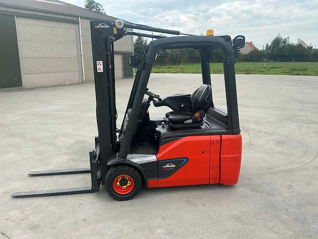 2017 linde e18-02 vorkheftruck - afbeelding 43 van  76