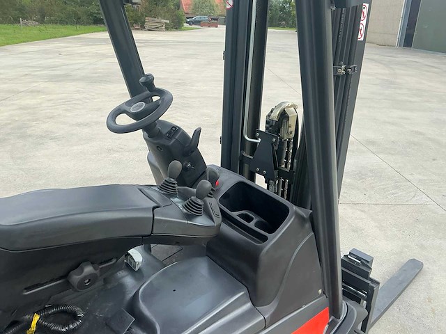 2017 linde e18-02 vorkheftruck - afbeelding 61 van  76