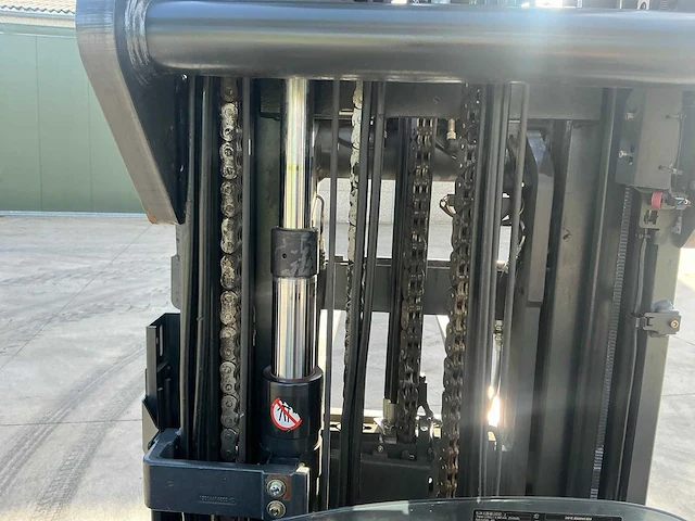 2017 linde r12n-01 reach truck container versie - afbeelding 26 van  111