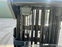 2017 linde r12n-01 reach truck container versie - afbeelding 23 van  111